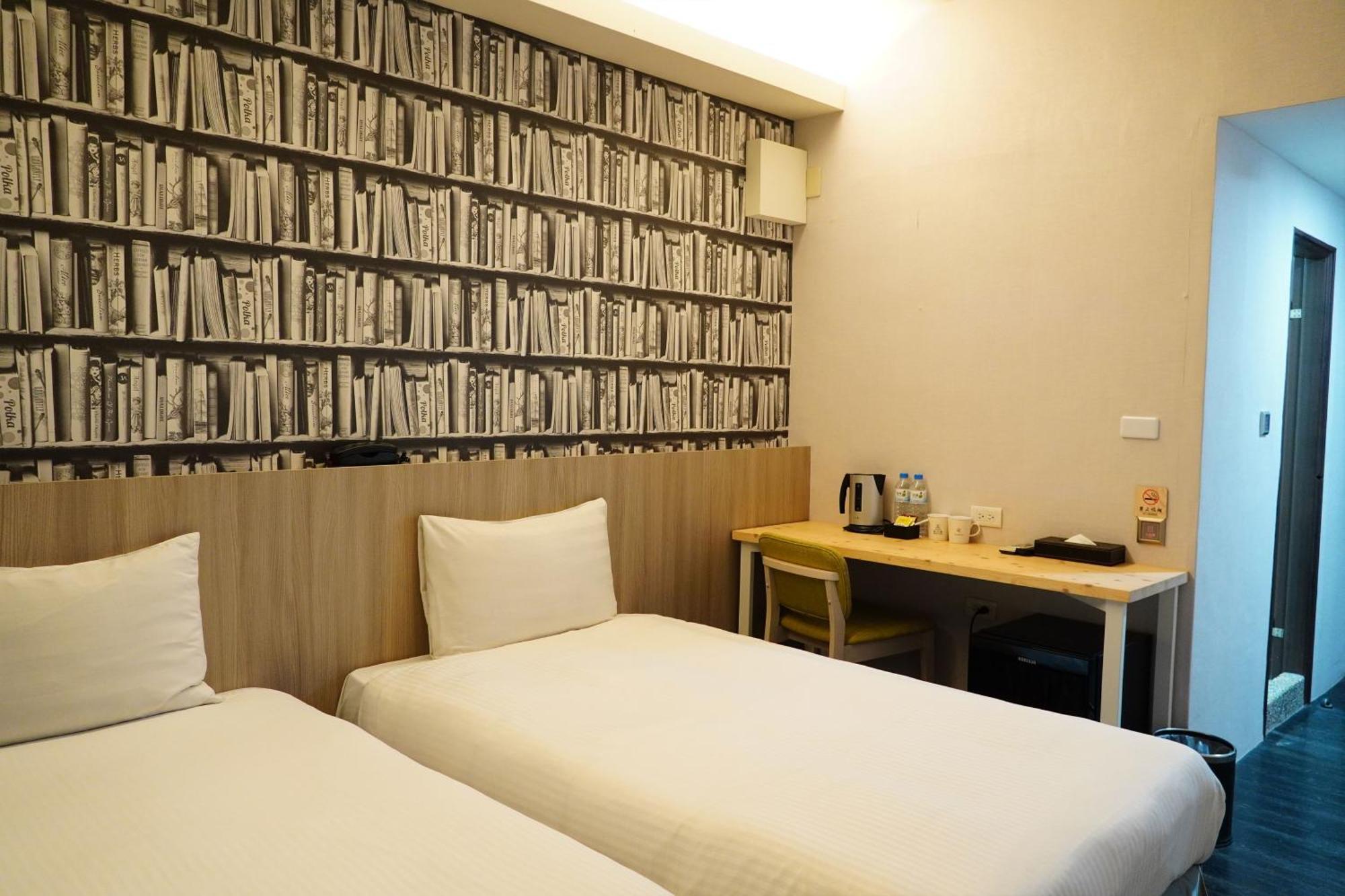 Talmud Hotel Gongyuan Ταϊχούνγκ Δωμάτιο φωτογραφία