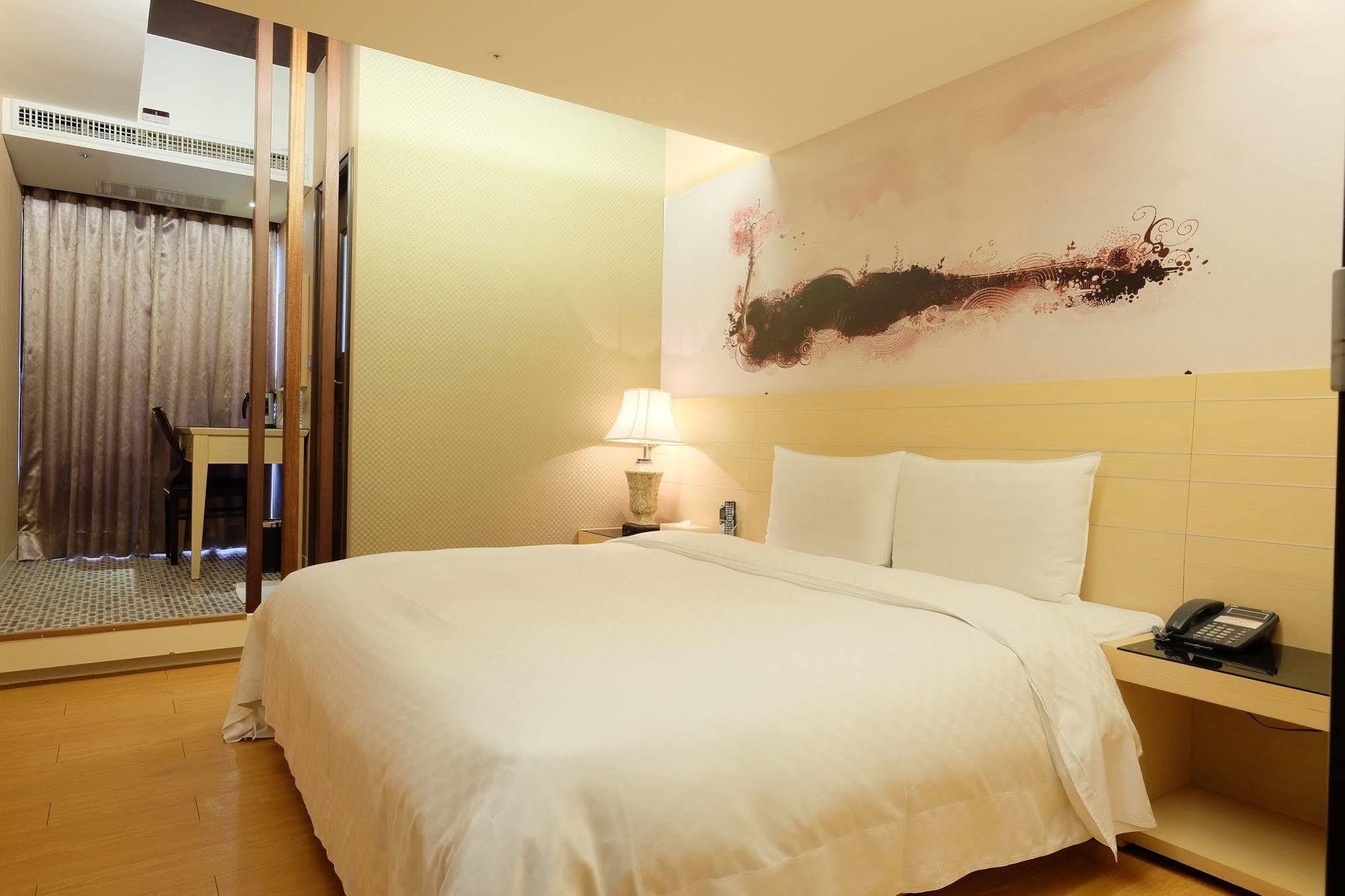 Talmud Hotel Gongyuan Ταϊχούνγκ Εξωτερικό φωτογραφία
